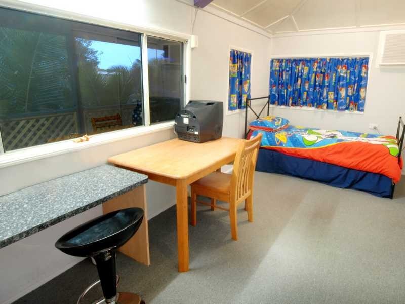 32 Ann Street, Proserpine QLD 4800