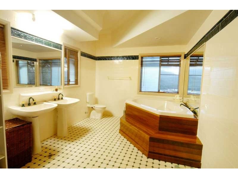 Lot 1 14 Hamilton Avenue, Cannonvale QLD 4802