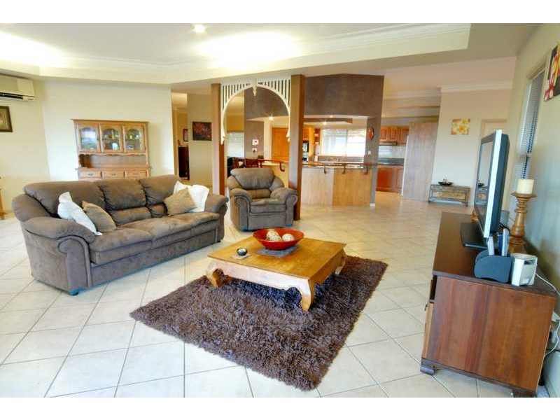 Lot 1 14 Hamilton Avenue, Cannonvale QLD 4802