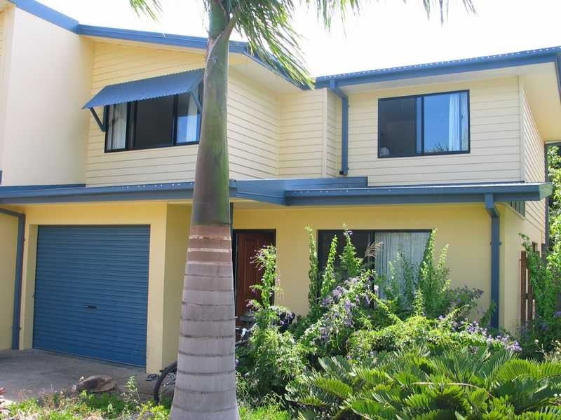 Unit 12/16 Beach Rd, Cannonvale QLD 4802