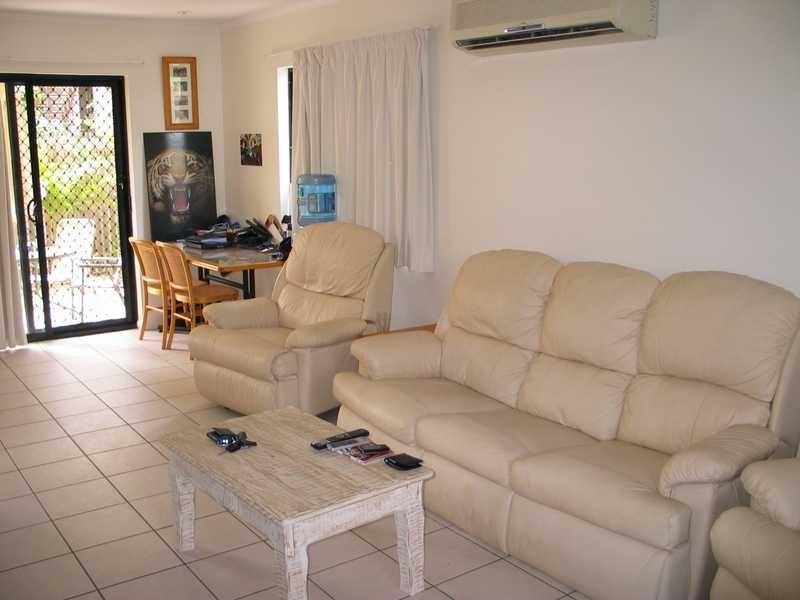 Unit 12/16 Beach Rd, Cannonvale QLD 4802