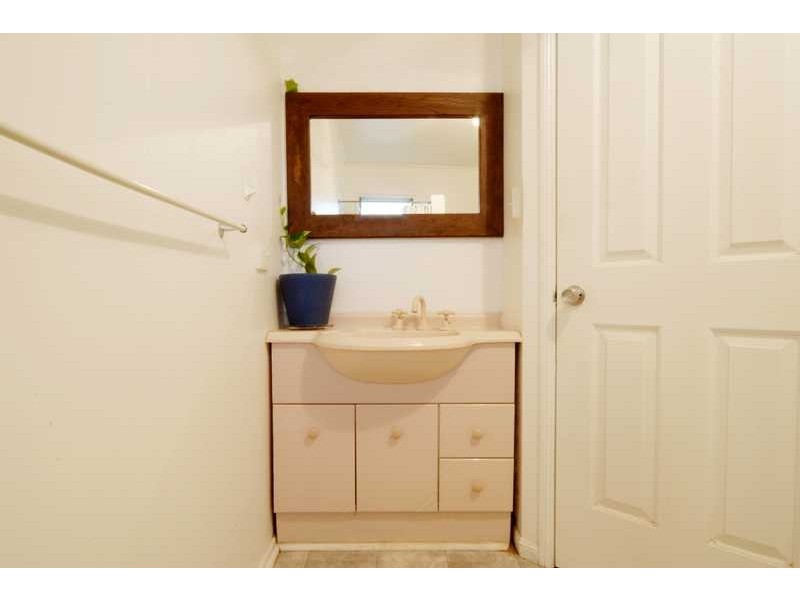 16 Pleasant Drive, Cannonvale QLD 4802