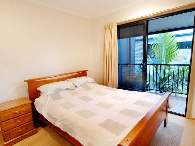 Unit 4/164 Shute Harbour Rd, Cannonvale QLD 4802