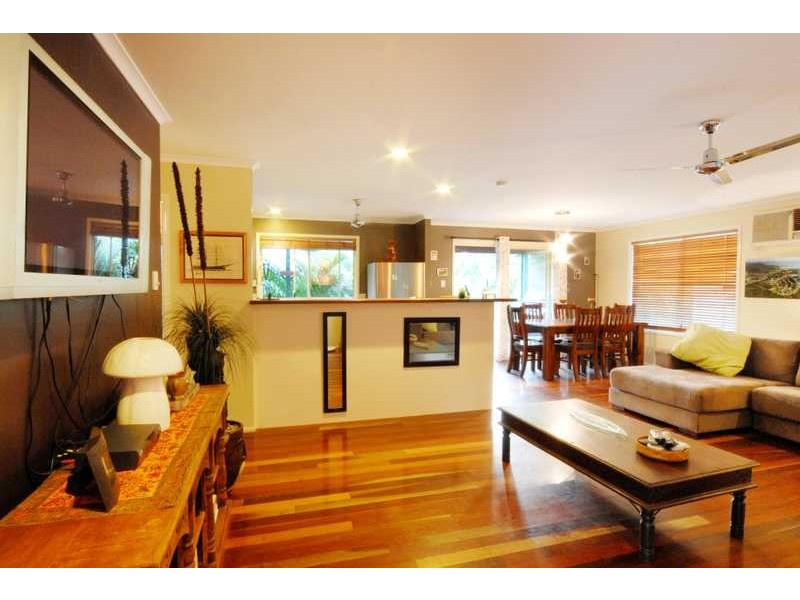 30 Sandpiper Crescent, Jubilee Pocket QLD 4802