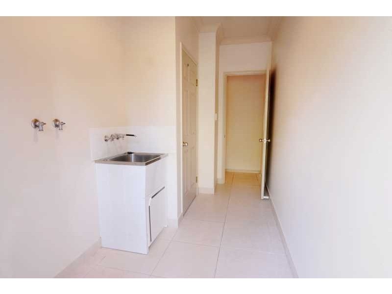 17 Valley Drive, Cannonvale QLD 4802