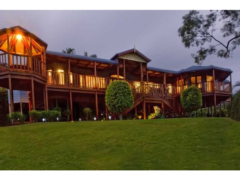 6 Gregory Court, Cannonvale QLD 4802