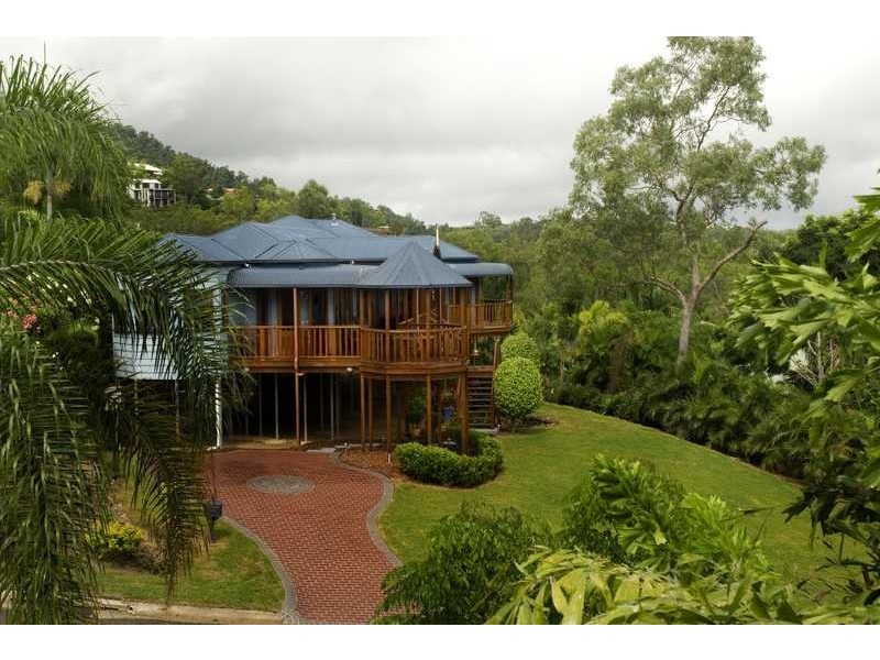 6 Gregory Court, Cannonvale QLD 4802