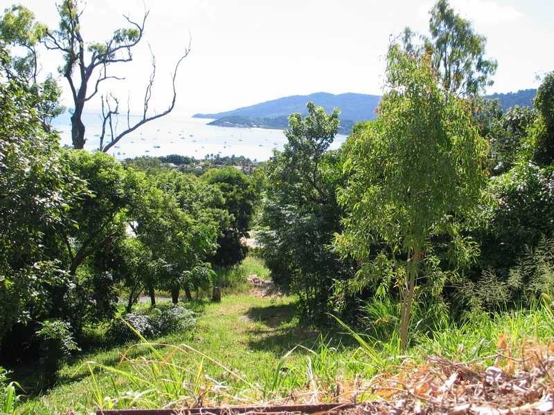 6 Nara Avenue, Airlie Beach QLD 4802