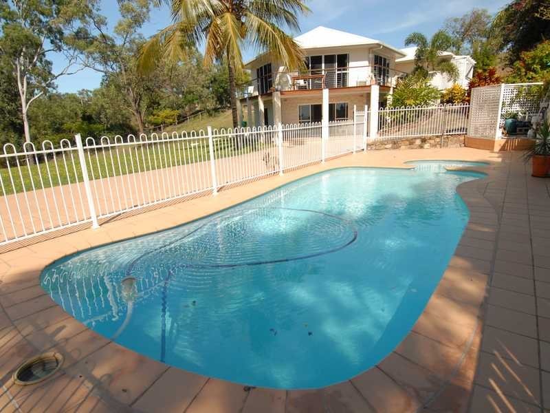 12 Gloucester Avenue, Hideaway Bay QLD 4800