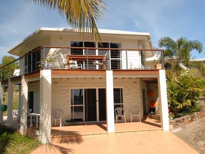 12 Gloucester Avenue, Hideaway Bay QLD 4800