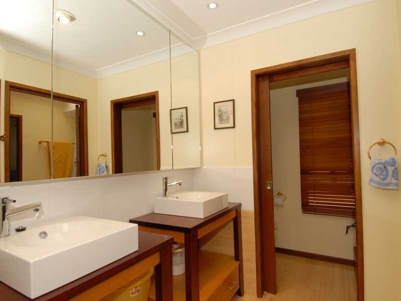 12 Gloucester Avenue, Hideaway Bay QLD 4800