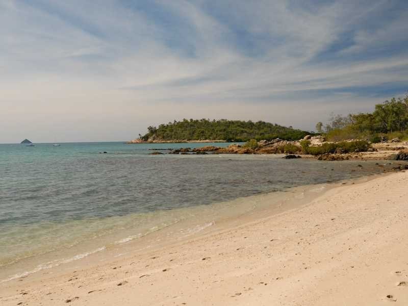 12 Gloucester Avenue, Hideaway Bay QLD 4800