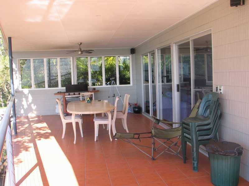 5 Stewart Drive, Cannonvale QLD 4802