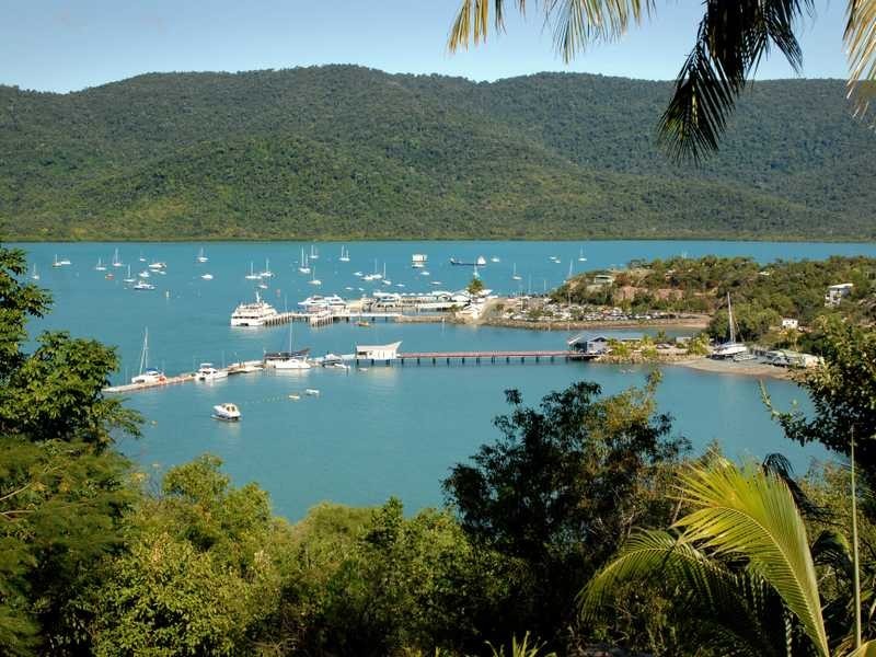 Lot 1 40 Harbour Avenue, Shute Harbour QLD 4802
