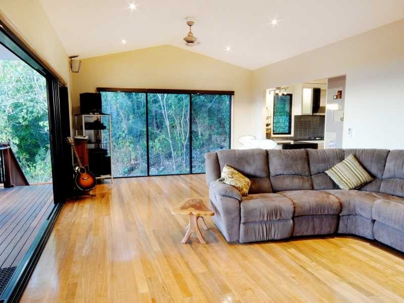 38 Eshelby Drive, Cannonvale QLD 4802