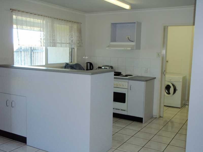 Unit 2/8 Gardenia Street, Proserpine QLD 4800