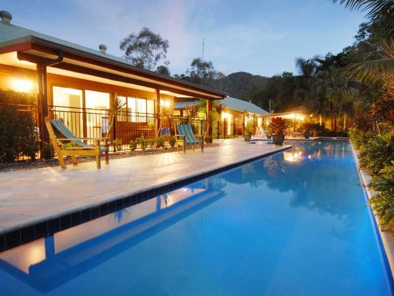 52 Wattle Road, Cannon Valley QLD 4800