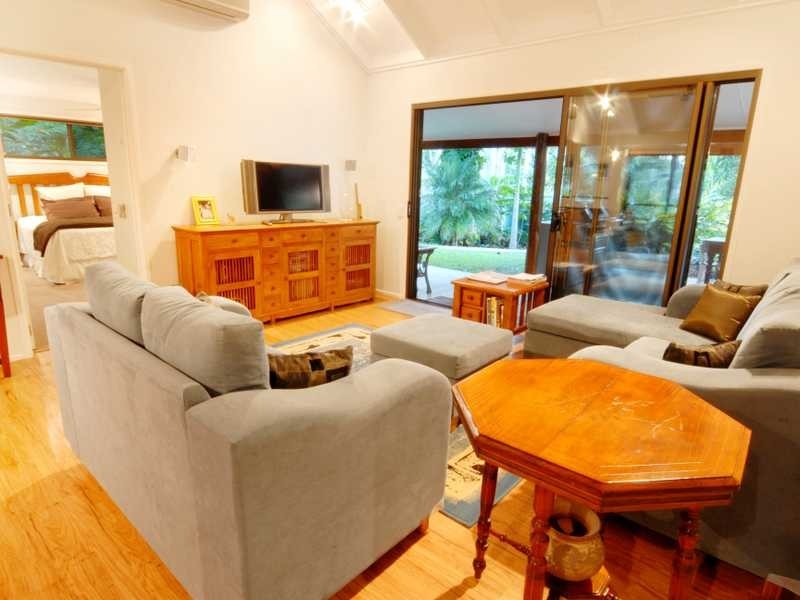 52 Wattle Road, Cannon Valley QLD 4800