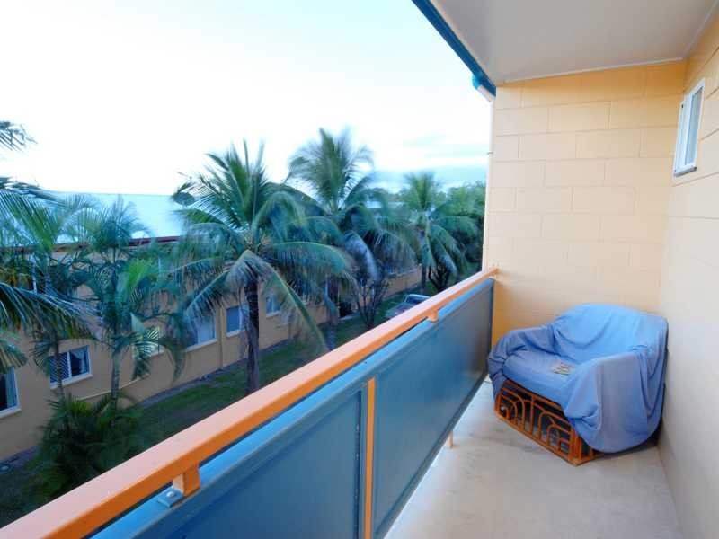 Unit 4/3 Eshelby Drive, Cannonvale QLD 4802