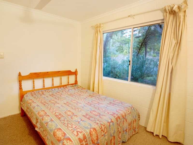Unit 4/3 Eshelby Drive, Cannonvale QLD 4802