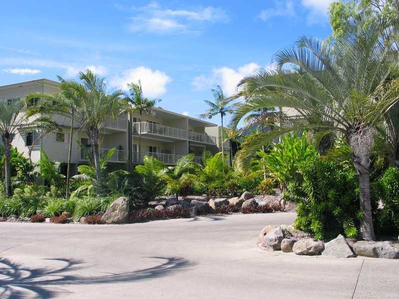 Unit 42/21 Shute Harbour Rd, Cannonvale QLD 4802