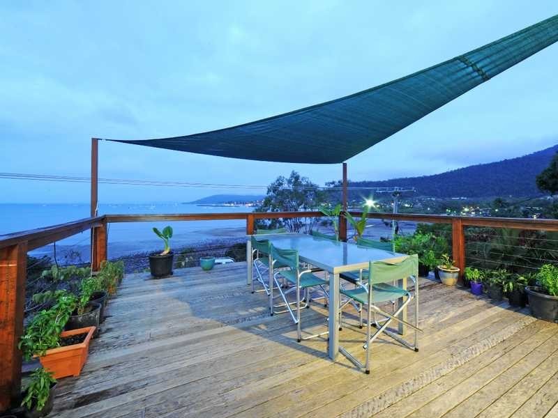 12 Coral Esplanade, Cannonvale QLD 4802