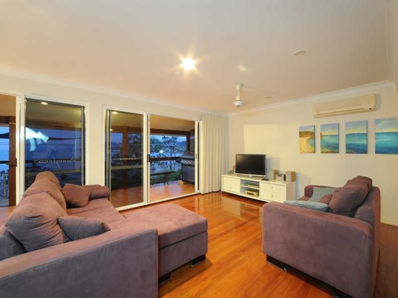 12 Coral Esplanade, Cannonvale QLD 4802