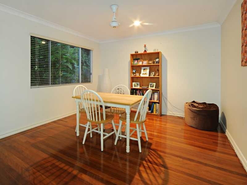 12 Coral Esplanade, Cannonvale QLD 4802