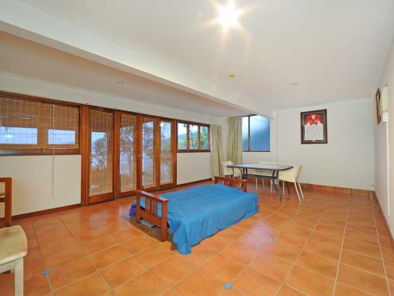 12 Coral Esplanade, Cannonvale QLD 4802