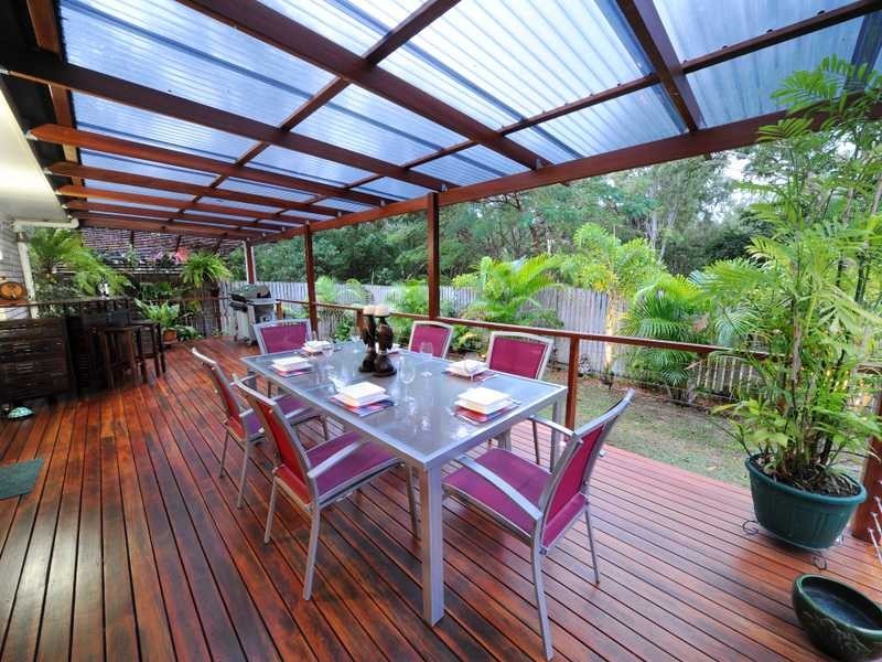 Unit 2/15 Eshelby Drive, Cannonvale QLD 4802