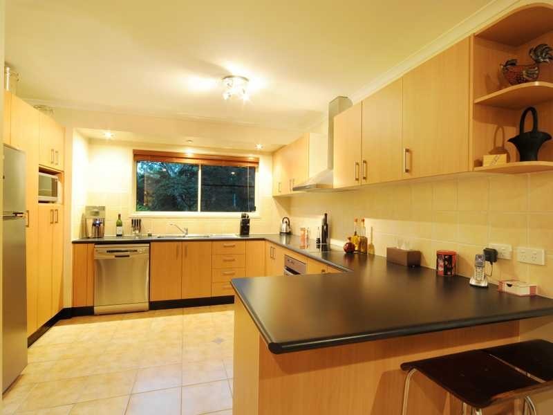 Unit 2/15 Eshelby Drive, Cannonvale QLD 4802