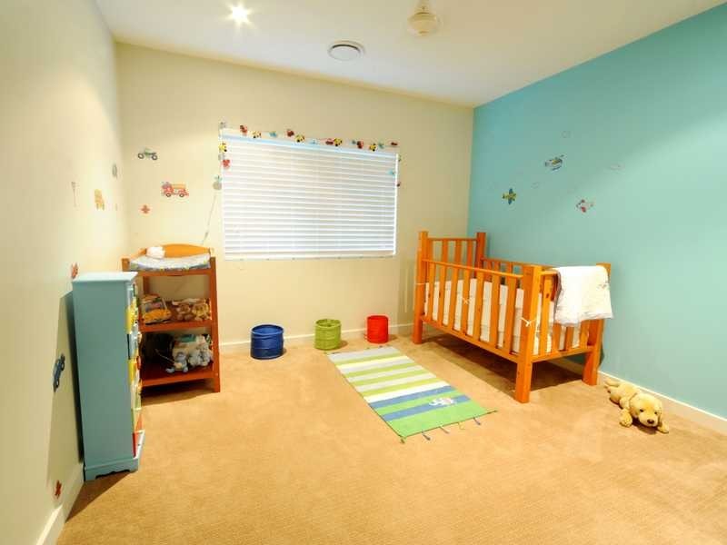 18 Henderson Street, Cannonvale QLD 4802