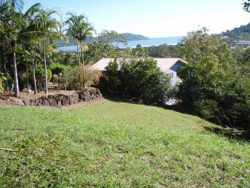 22 Country Road, Cannonvale QLD 4802