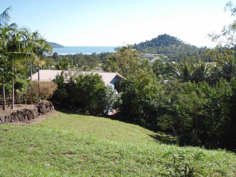 22 Country Road, Cannonvale QLD 4802