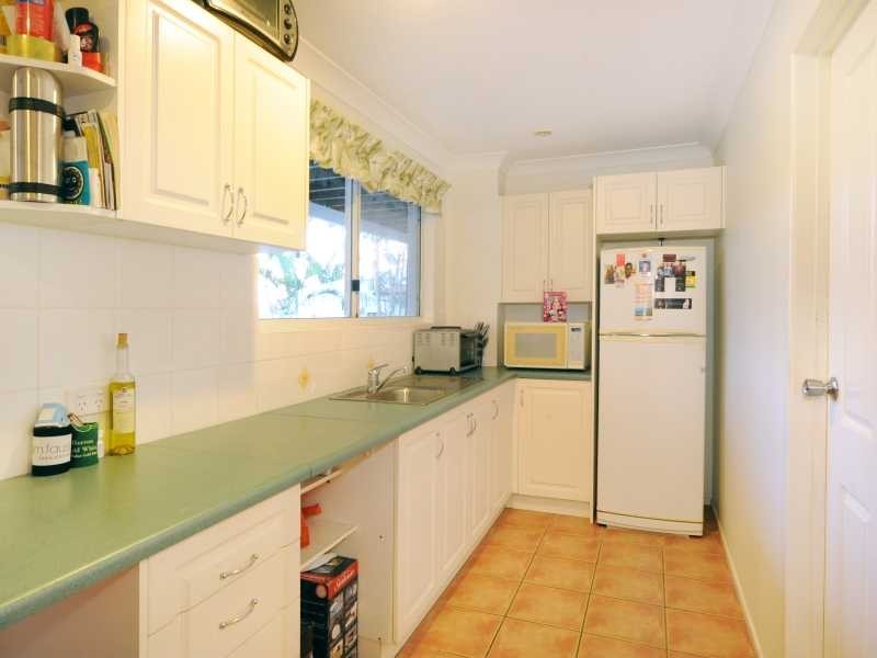 33 Country Road, Cannonvale QLD 4802