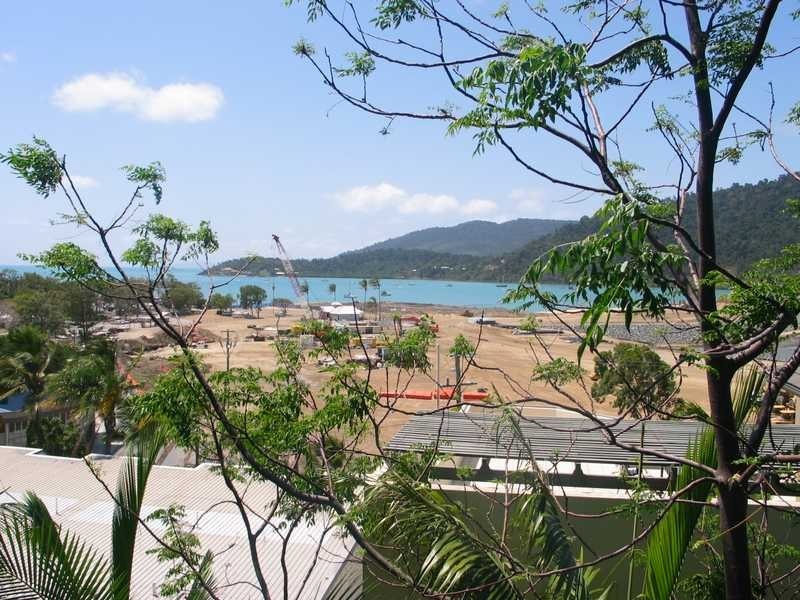Unit Orchid/Hibiscus Golden Orchid Drive, Airlie Beach QLD 4802