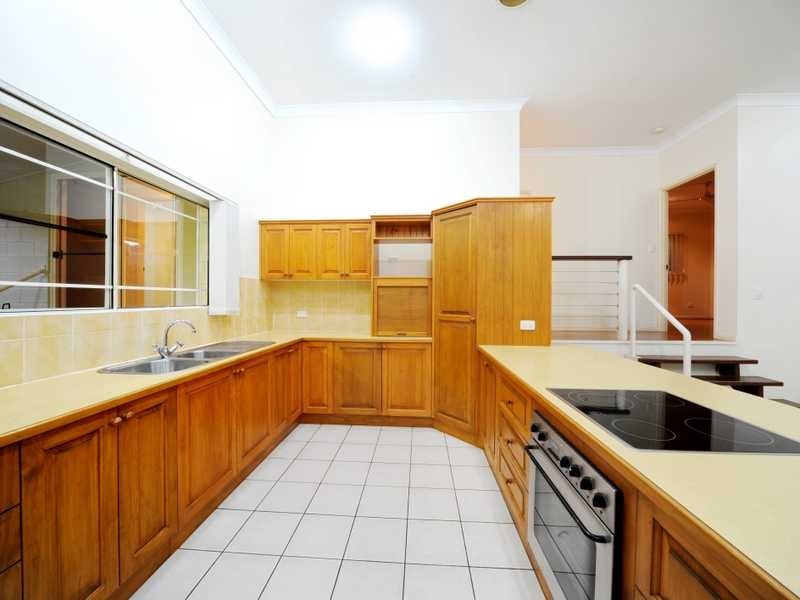 8 Stormvogel Drive, Jubilee Pocket QLD 4802