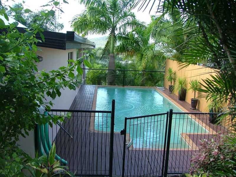 3 Whitehaven Crescent, Cannonvale QLD 4802