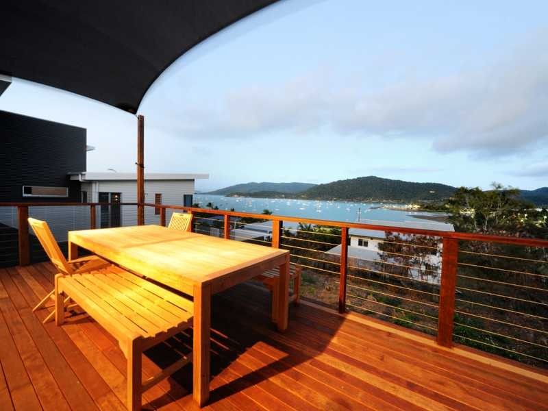 9 Summit Avenue, Airlie Beach QLD 4802