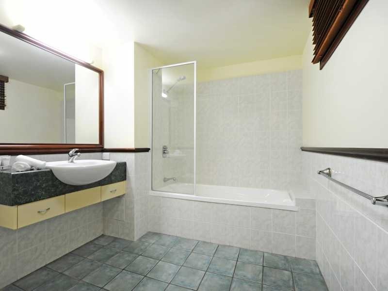 Unit 13/4 Golden Orchid Drive, Airlie Beach QLD 4802