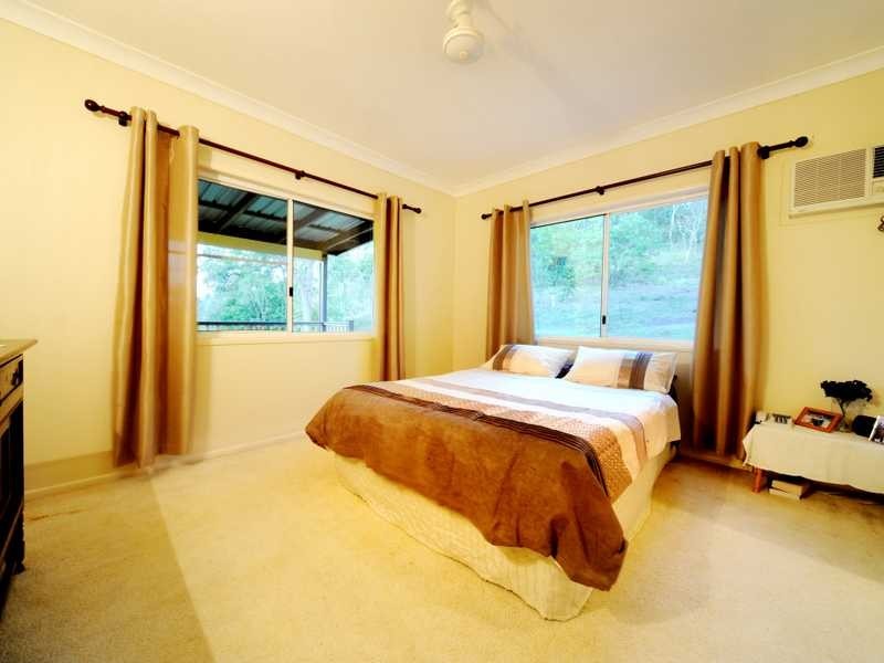 1018 Shute Harbour Rd, Mount Marlow QLD 4800