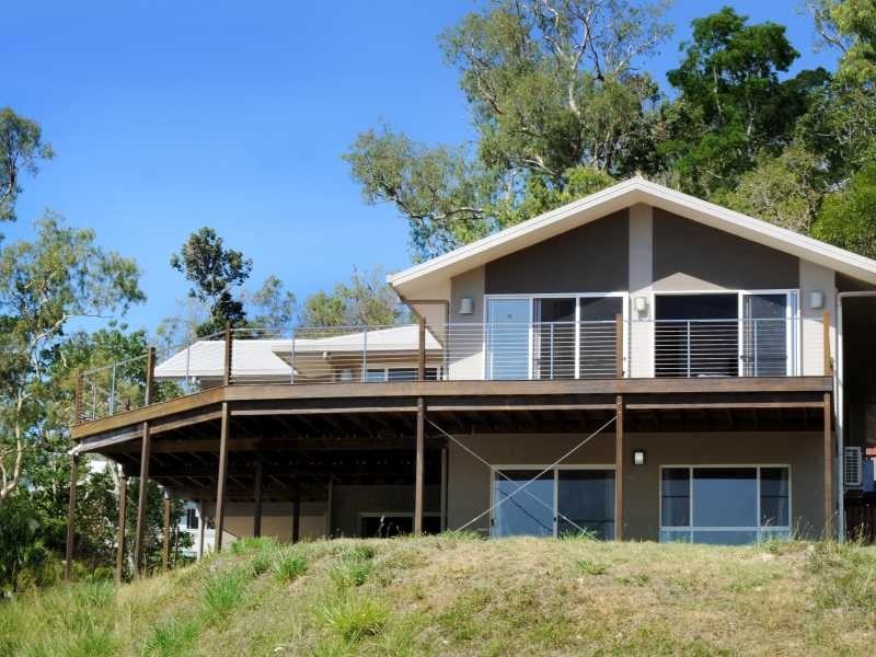 11 Jones Road, Cannonvale QLD 4802