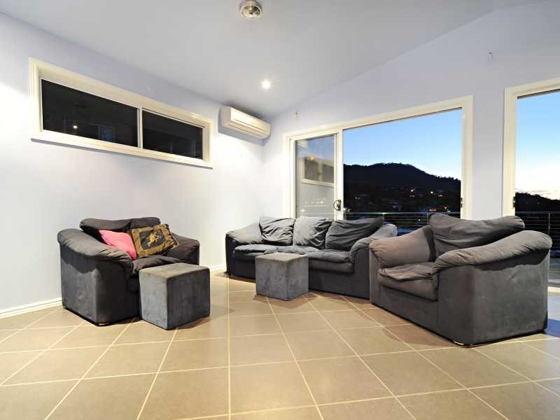 11 Jones Road, Cannonvale QLD 4802