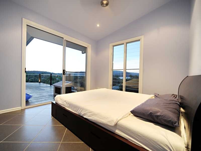 11 Jones Road, Cannonvale QLD 4802