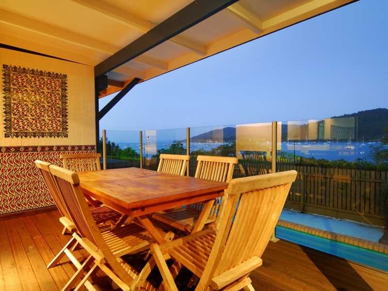 6 Broadwater Avenue, Airlie Beach QLD 4802