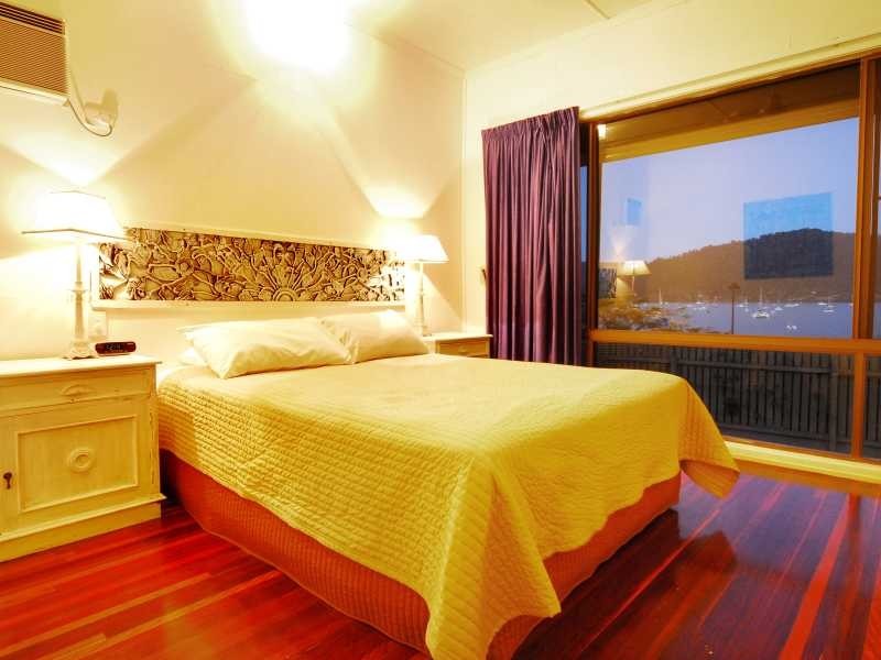 6 Broadwater Avenue, Airlie Beach QLD 4802