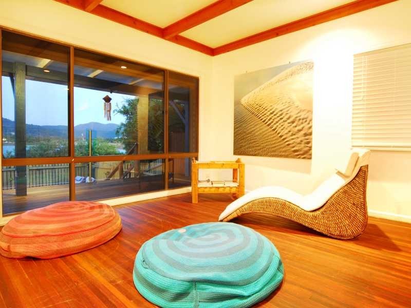 6 Broadwater Avenue, Airlie Beach QLD 4802