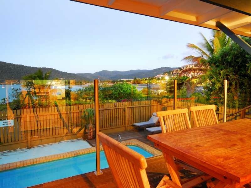 6 Broadwater Avenue, Airlie Beach QLD 4802