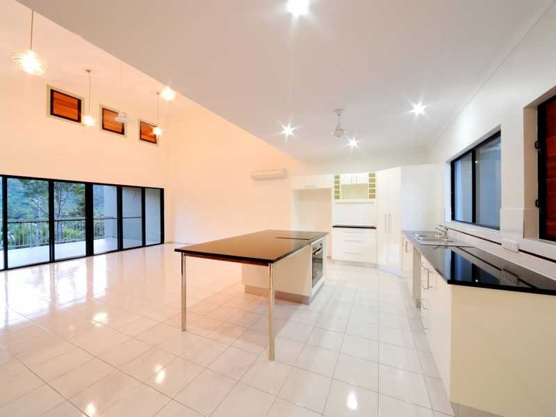 31a & 31b Kingfisher Terrace, Jubilee Pocket QLD 4802