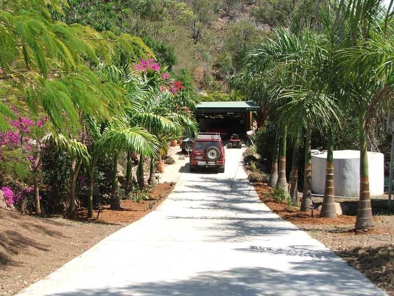 38 Roseric Crescent, Hideaway Bay QLD 4800